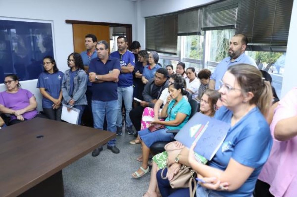 Prefeito recebe reivindicações do Sindicato dos Servidores