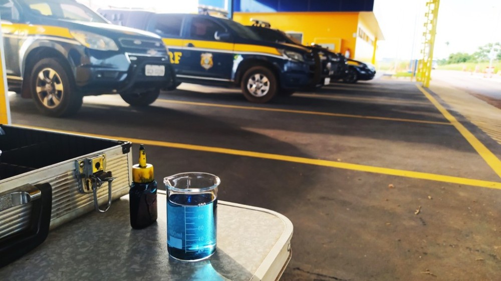 Fiscalização Ambiental :Em uma tarde PRF flagra 04 veículos de carga cometendo crime ambiental