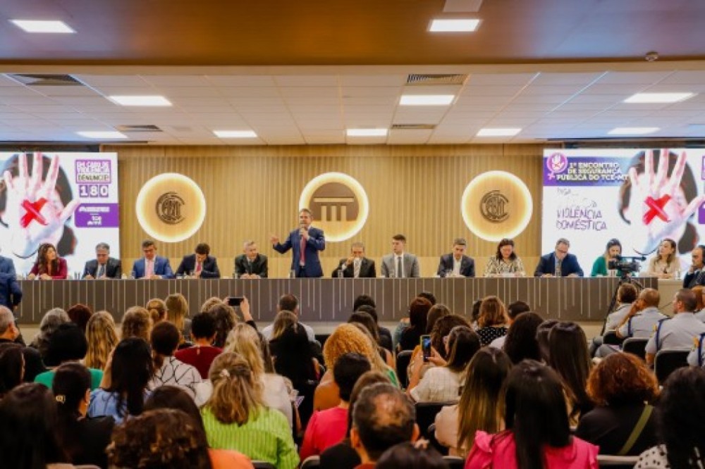 Diretora Escola da Magistratura participa de Encontro de Segurança Pública do Tribunal de Contas
