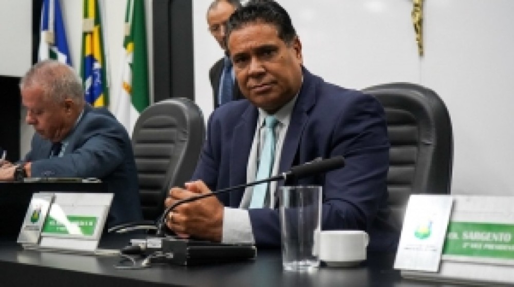 Paulo Henrique articula construção de redutor de velocidade no Residencial Despraiado