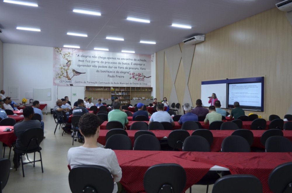 Educação participa de palestras para conscientizar e alertar sobre o assédio sexual no ambiente de trabalho