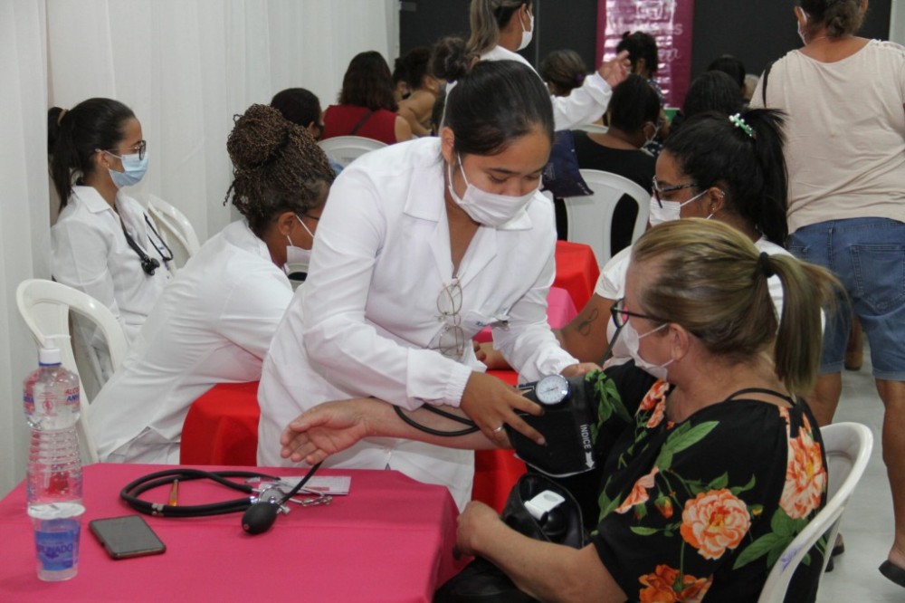 10ª edição do Programa Mulheres em Ação leva mais de 50 serviços especializados ao bairro Três Barras