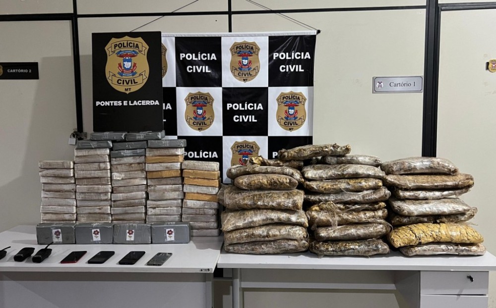 Polícia Civil apreende 115 quilos de entorpecentes em patrulhamento na fronteira e prende cinco em flagrante