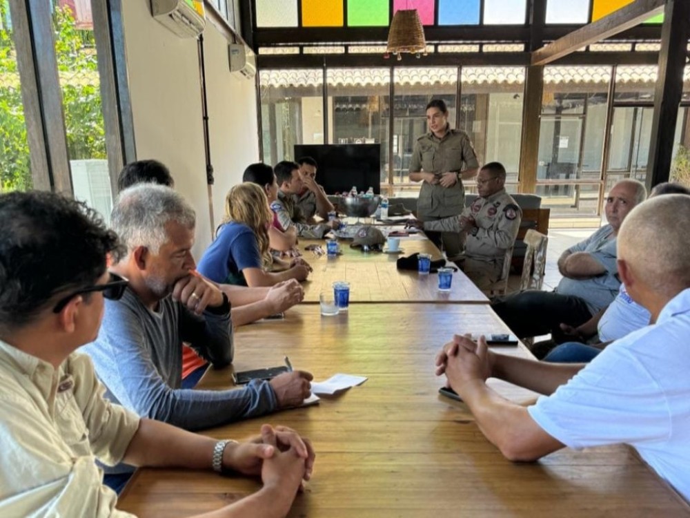 Bombeiros fazem visita técnica e ações de prevenção contra incêndios florestais no Pantanal