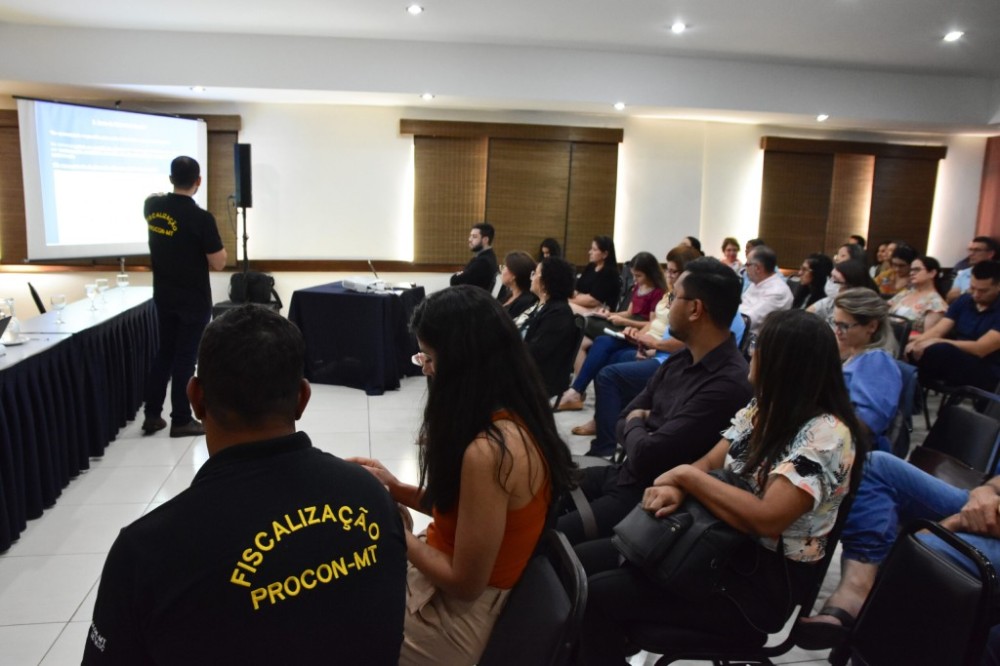 Procon Estadual promove reunião técnica para fortalecimento da defesa do consumidor em MT