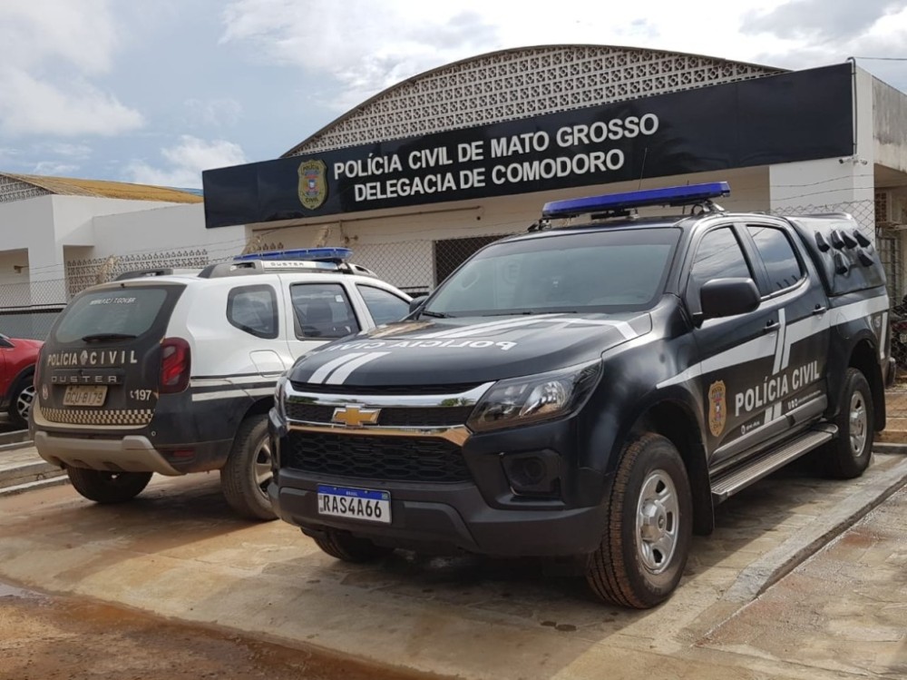 Dois irmãos envolvidos em homicídio na noite de sábado são presos em flagrante após força-tarefa policial