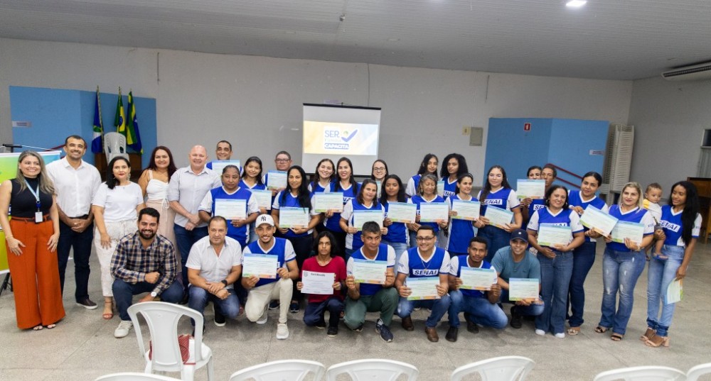 Prefeitura de Diamantino realiza formatura de alunos do Programa Ser Família Capacita