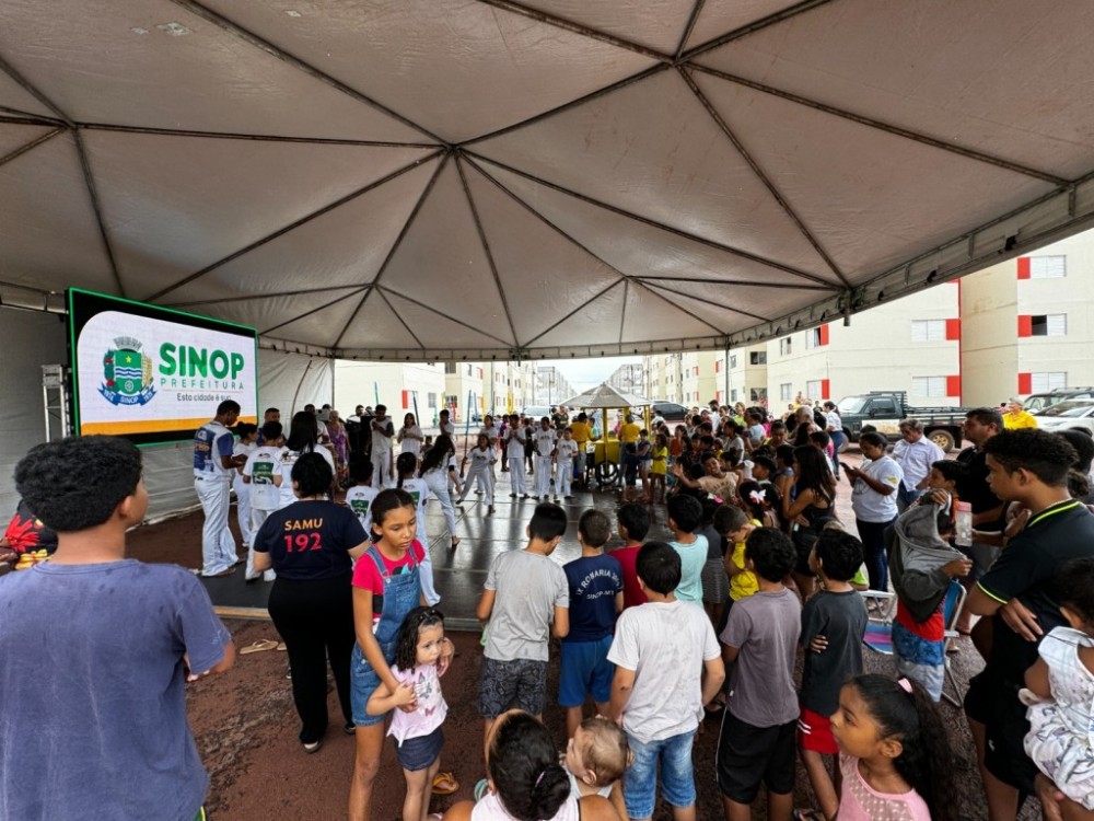 Projeto Arte e Cultura em Movimento realiza tarde interativa no Nico Baracat com capoeira e Hip-hop