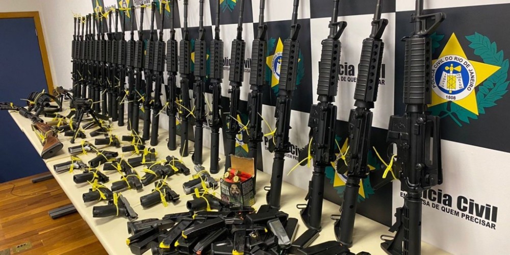 Apreensão de fuzis no Rio é a maior desde o início da série histórica