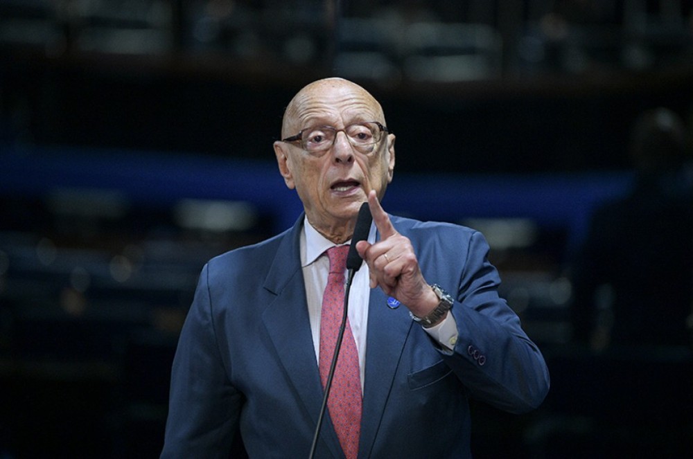 Aprovada sessão especial pelos 100 anos do poeta Jayme Caetano Braun
