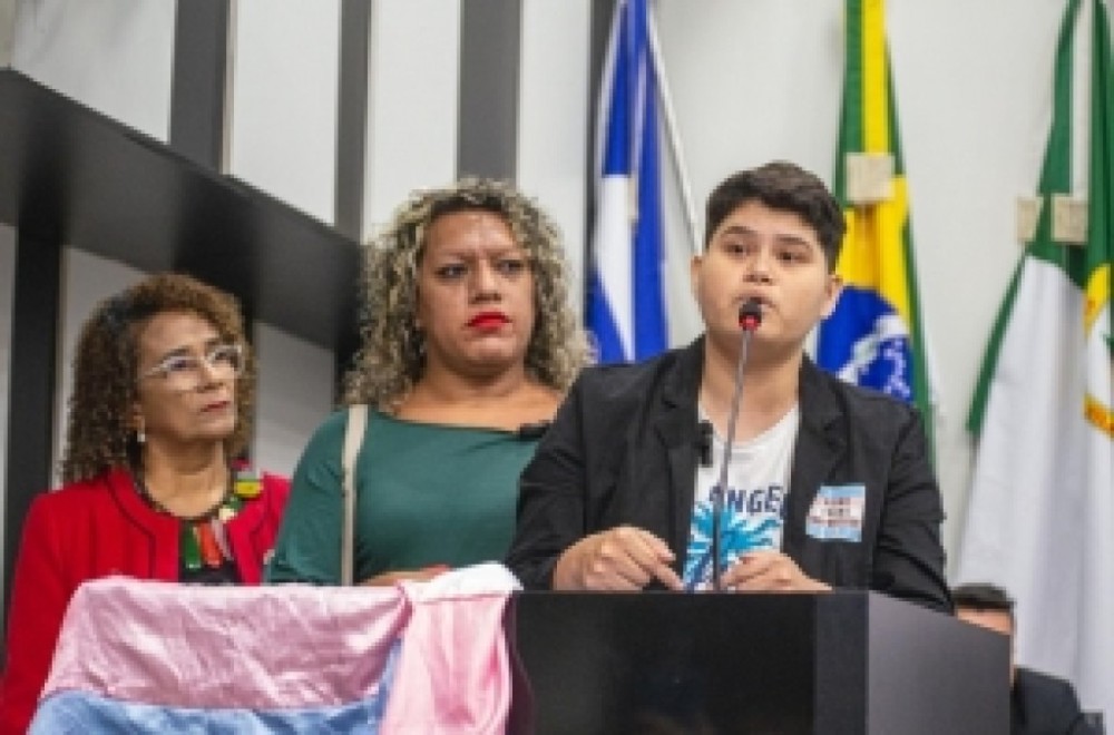Após requerimento de Edna, Câmara realizará audiência sobre visibilidade trans