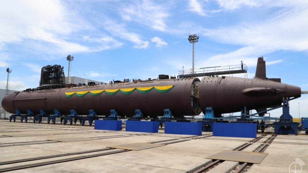 Tonelero: entenda a tradição do batismo de submarinos na Marinha