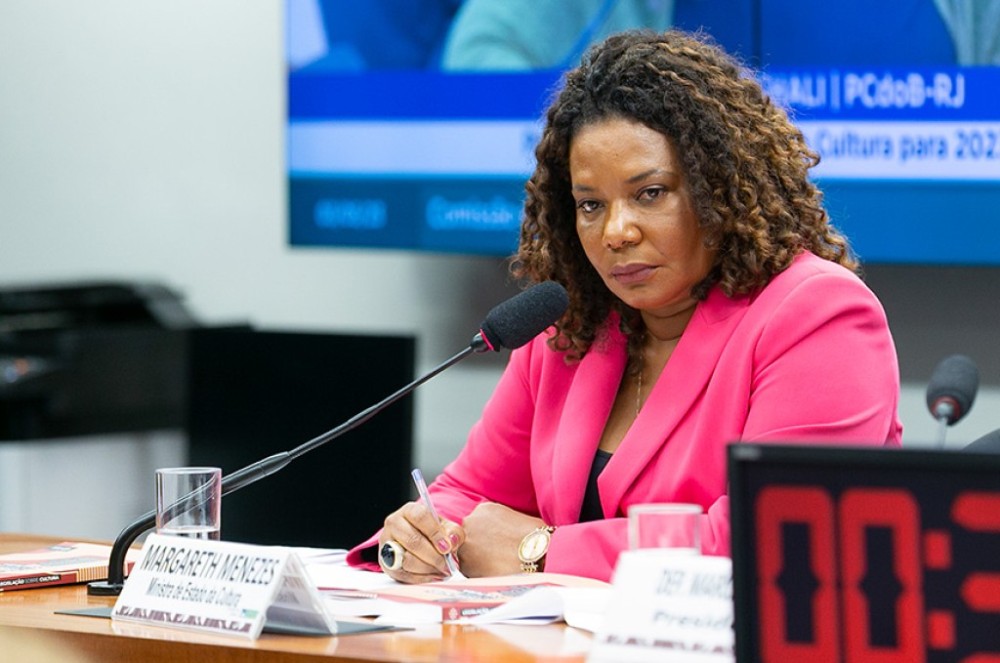 CE recebe ministra da Cultura na terça para balanço das ações da pasta