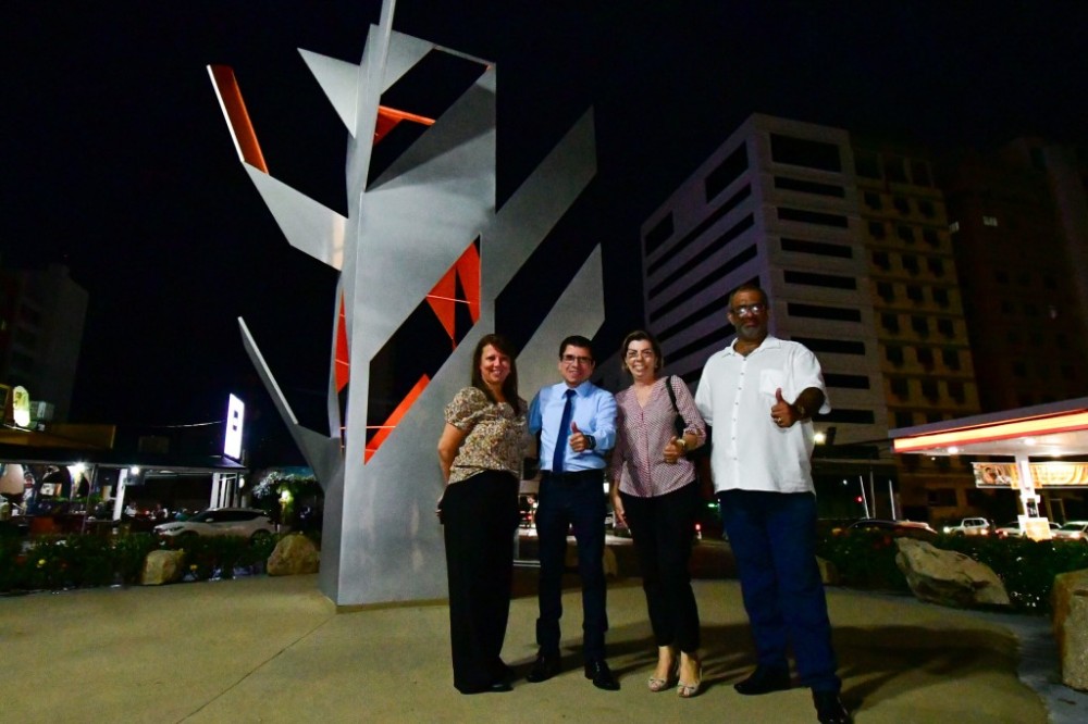 Prefeitura entrega revitalização do monumento 