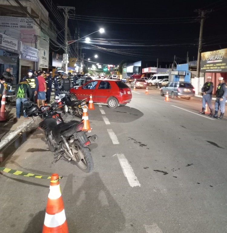 Fiscalização da Lei Seca prende 12 motoristas por embriaguez e um por dirigir com CNH suspensa