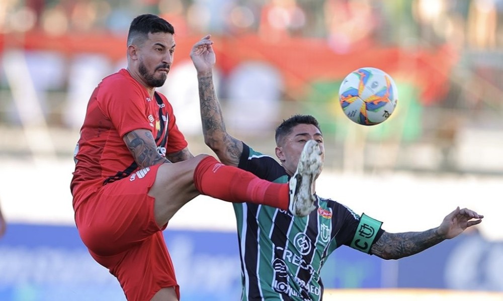 Athletico-PR vence Maringá por 1 a 0 no jogo de ida da final do Campeonato Paranaense