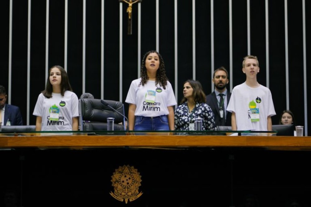 Câmara Mirim 2024 recebe inscrições de estudantes até o fim do mês