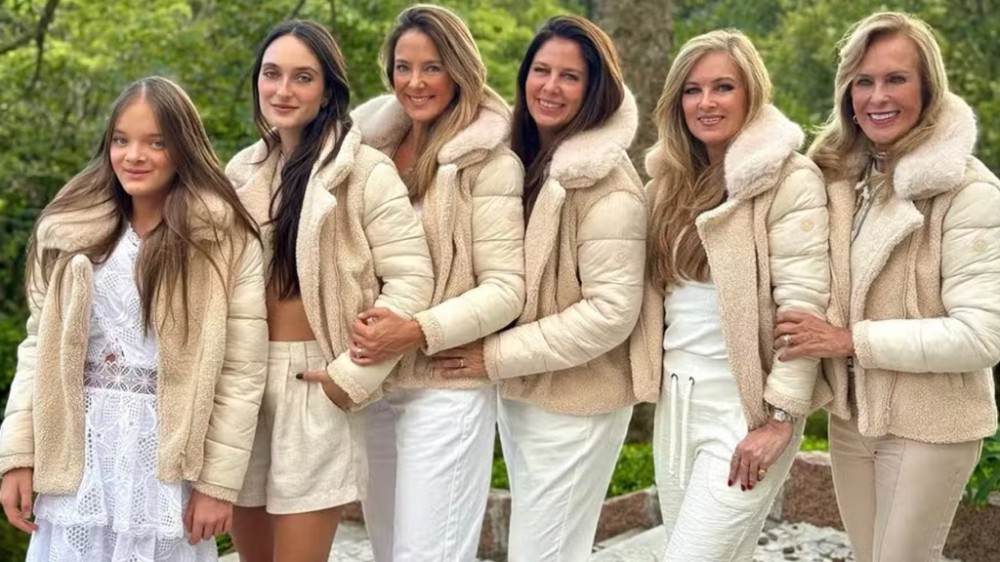 Helô Pinheiro exibe clique das filhas e netas em festa de páscoa: ‘Tempo de Páscoa’