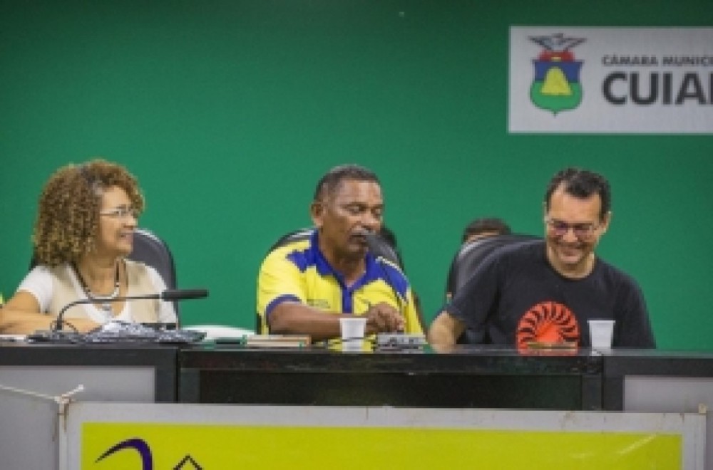 Edna discute acesso da população a recursos do Minha Casa, Minha Vida