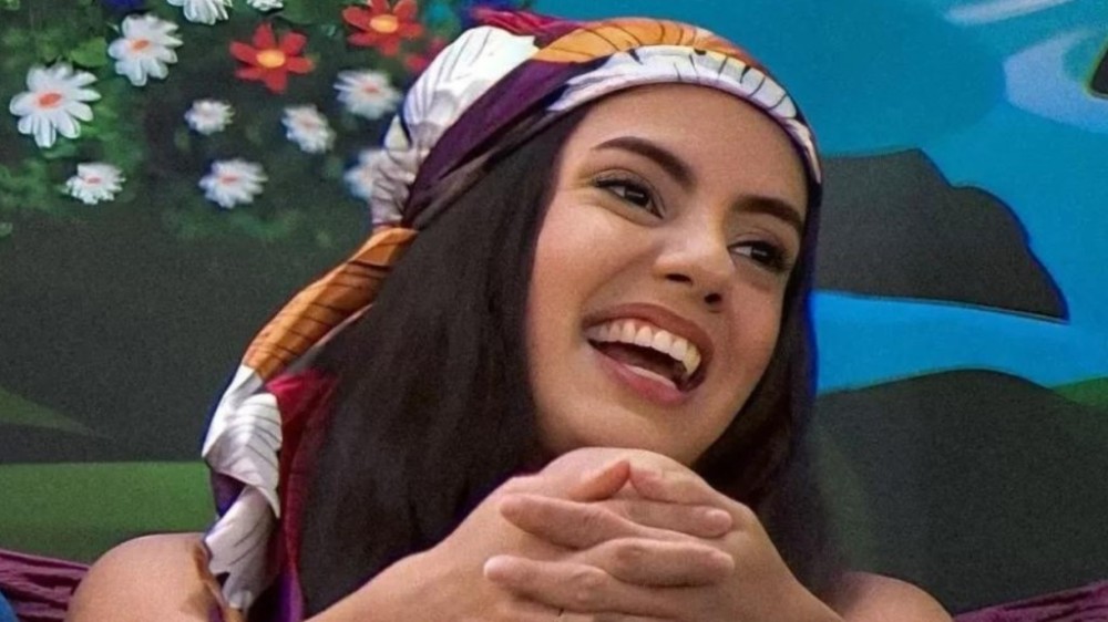 Após deixar BBB, Fernanda reencontra filho autista e emociona seguidores: ‘Emoção’