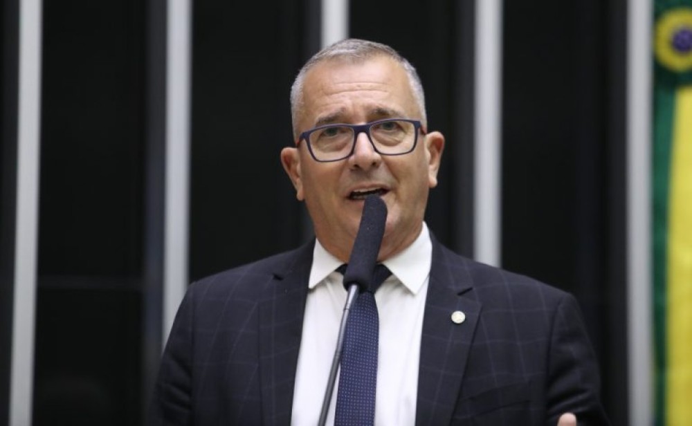 Projeto dobra penalidades em infrações contra árbitras esportivas