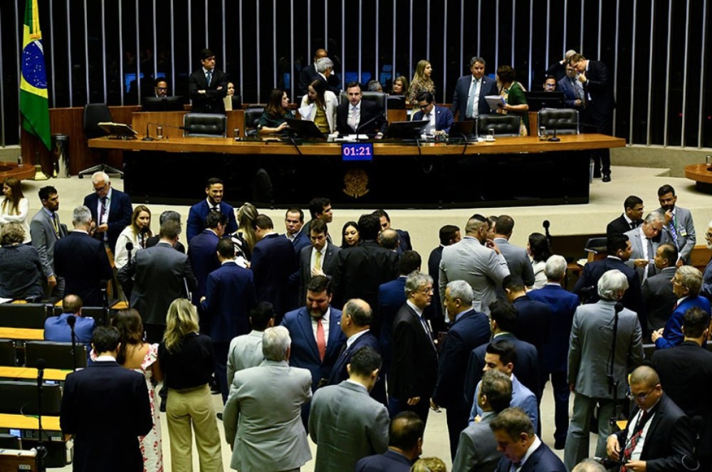 Veto presidencial a pensão aos ex-integrantes do Batalhão Suez é derrubado
