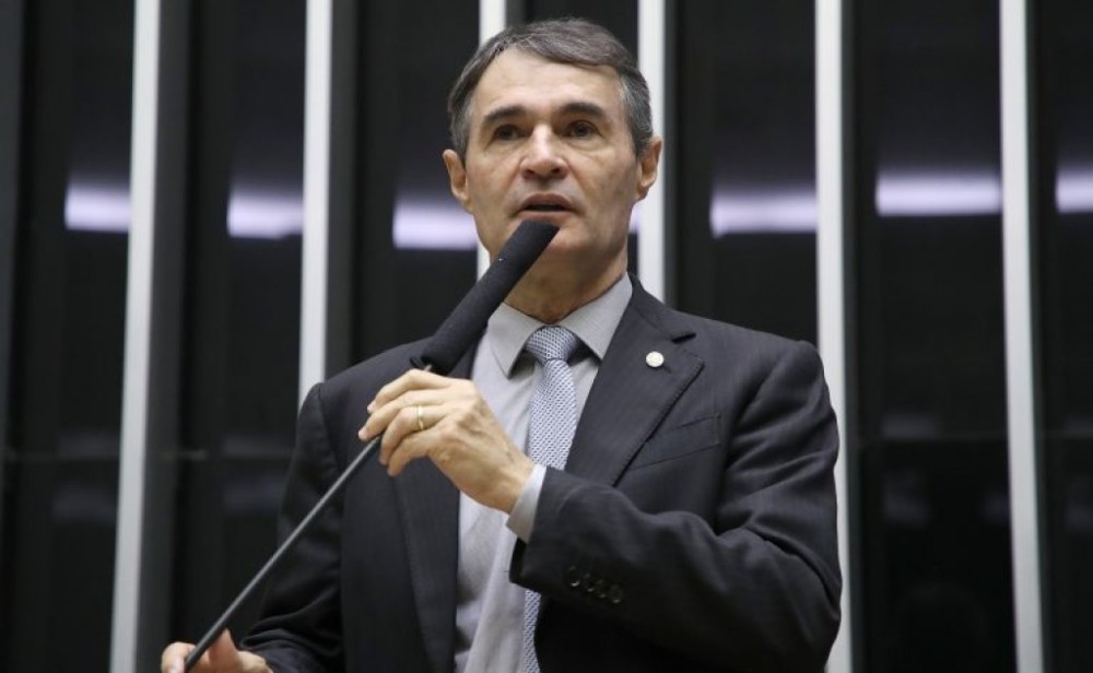 Projeto permite o uso de carros oficiais por agentes comunitários de saúde em serviço na zona rural
