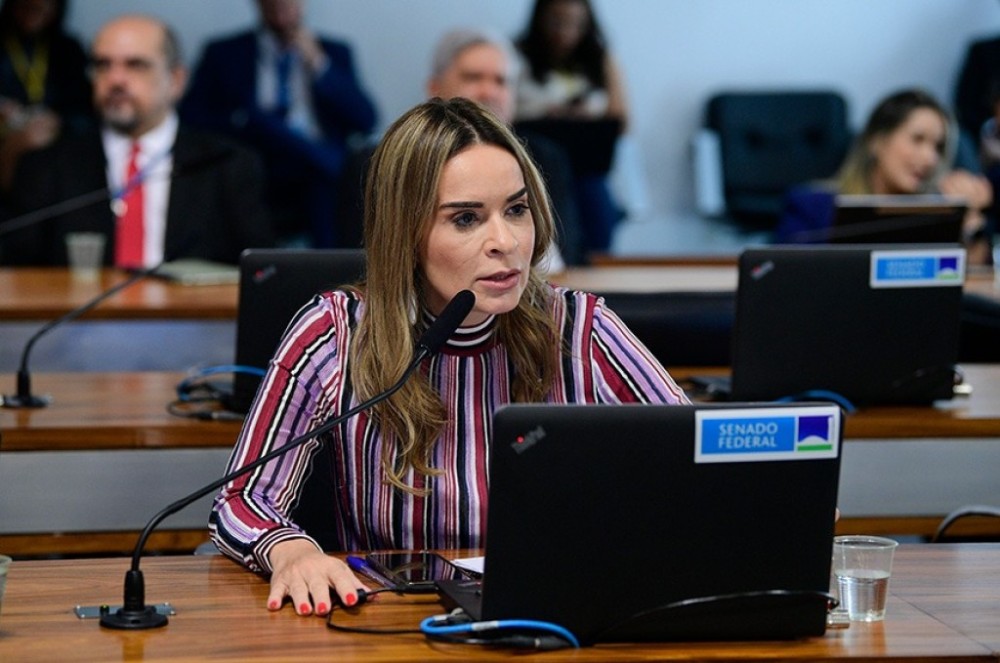 Comissão debate limite de cobrança por serviços portuários