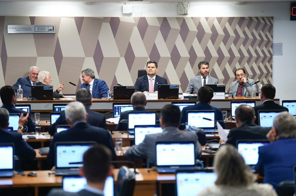 Projeto endurece combate aos desvios na educação, saúde e seguridade social