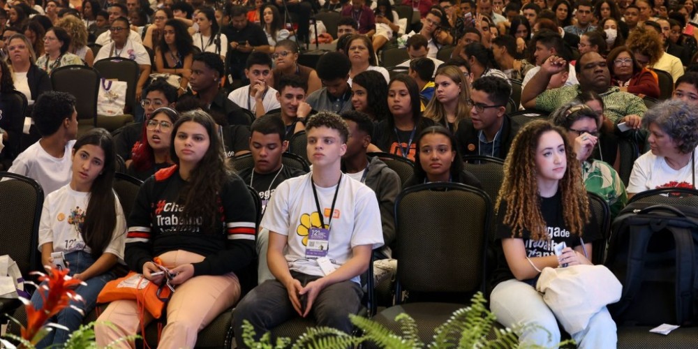 Crianças e adolescentes debatem propostas sobre direitos pós-pandemia
