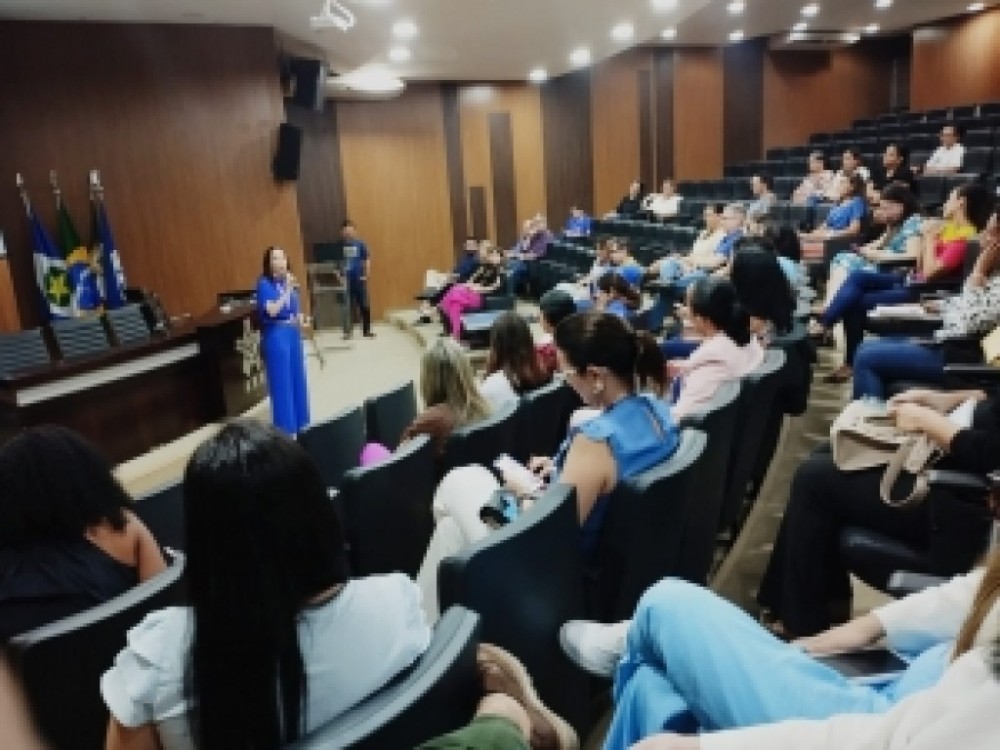 Primeira jornada autista reúne centenas de pessoas no Centro Político de Cuiabá