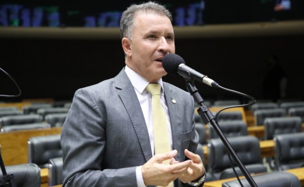 Projeto determina que motorista de aplicativo seja cadastrado como MEI
