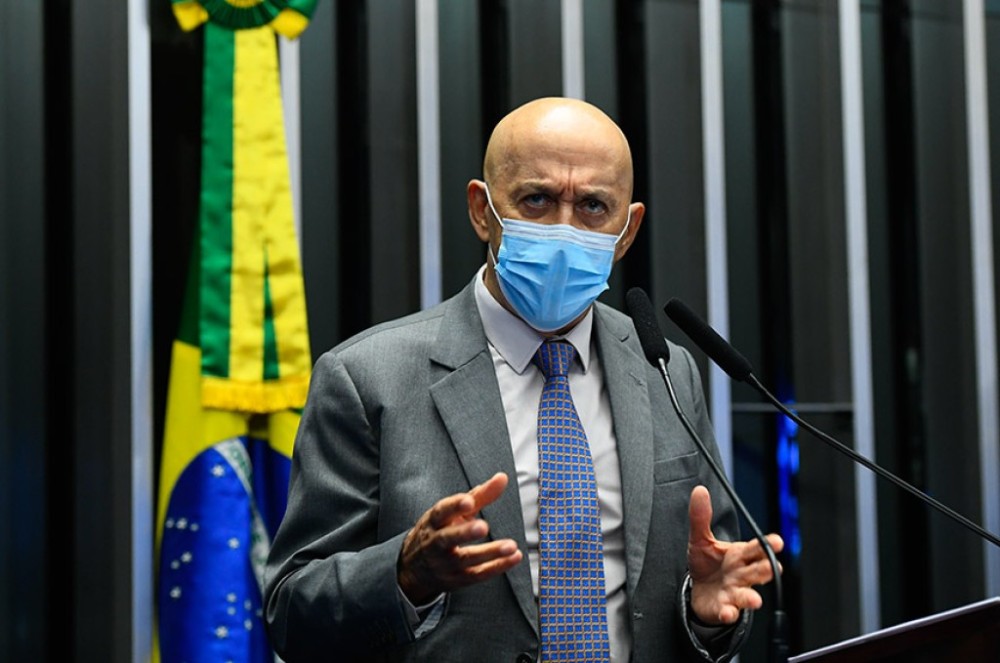 Confúcio Moura cobra ações efetivas em favor da Amazônia