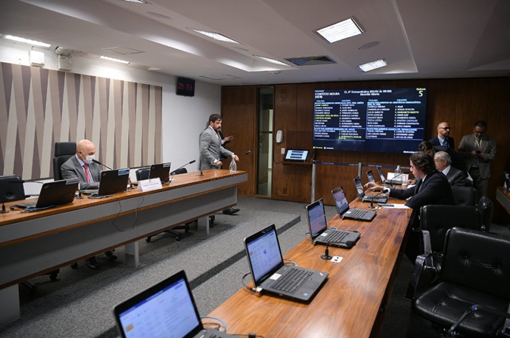 Comissão aprova repasse de 1,5% das receitas dos portos a cidades próximas