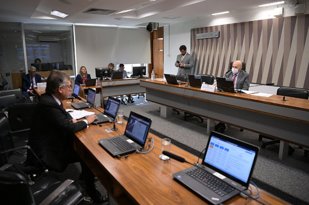 Individualização da conta de luz para residências multifamiliares passa na CI
