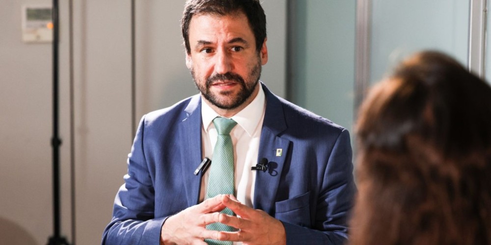 Governo defende órgão que supervisione obrigações das redes sociais