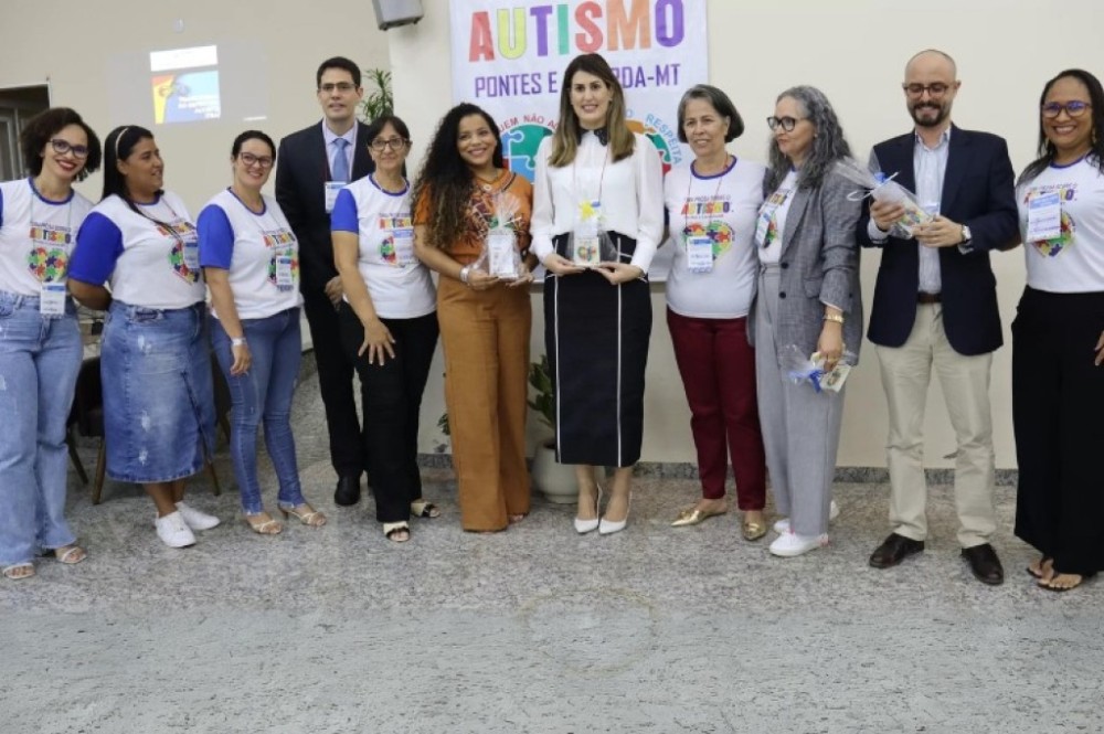 Roda de conversa discute inclusão de pessoas autistas 