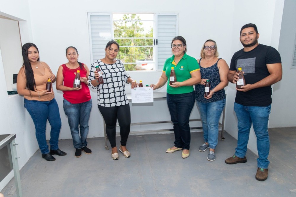 5° Selo de Inspeção Municipal é entregue para grupo de pequenos produtores de mel