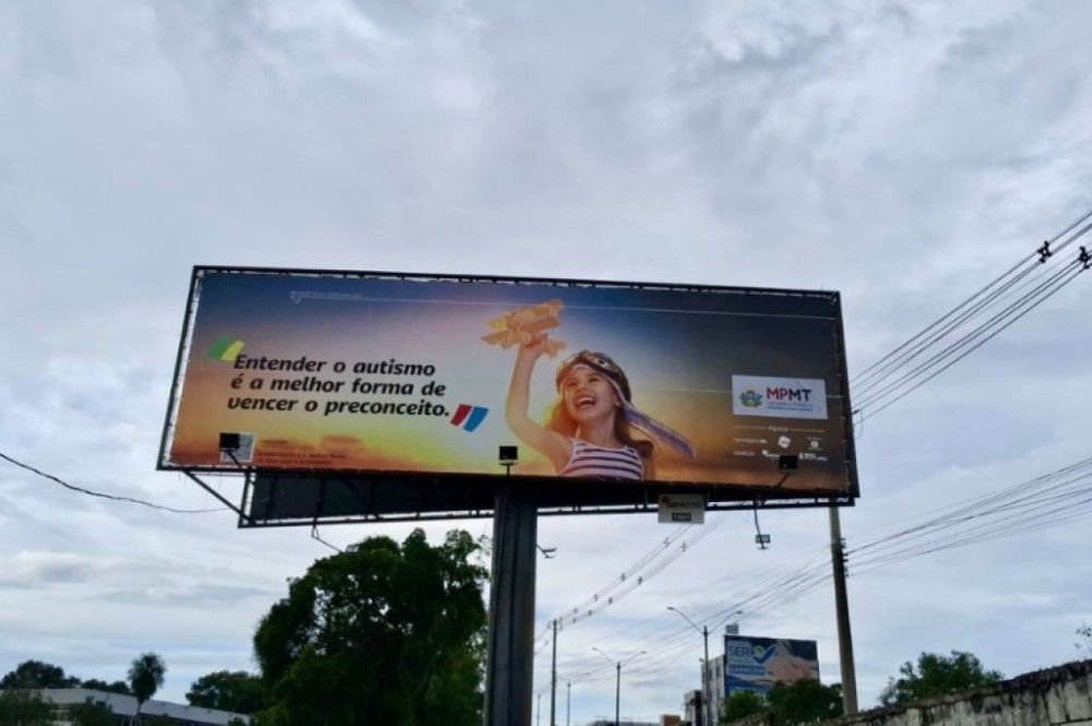 Campanha ganha as ruas de Cuiabá com veiculação de outdoors e busdoor