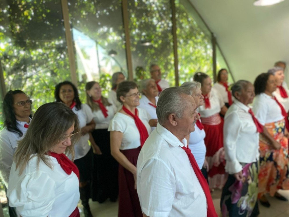 Coral Vozes e Sorrisos do PreviSinop se apresenta amanhã (16) no Natal dos Sonhos