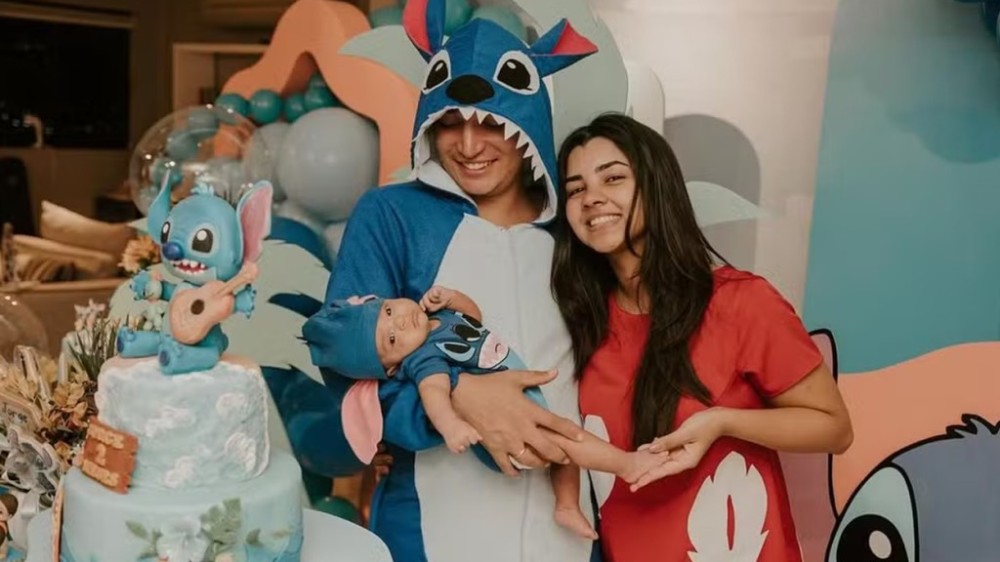 Ary Mirelle comemorar 3 meses do filho e relembra parto: ‘Obrigada por ter protegido’