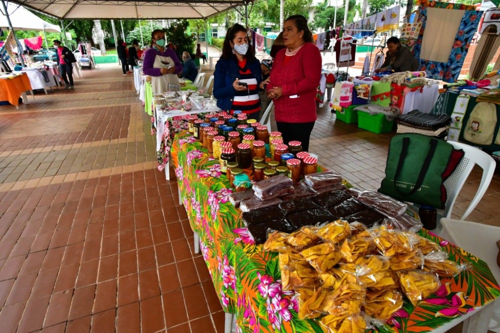 Sugestão de pauta: Praça Alencastro receberá 1ª Feira da Agricultura Familiar e cerimônia de assinatura de termo cooperação para regularização da energia elétrica nas feiras livres de Cuiabá