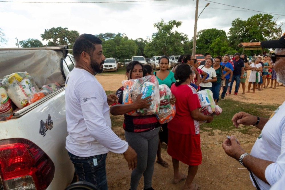 Ribeirinho Cidadão finaliza trabalhos com entrega alimentos em São Pedro de Joselândia