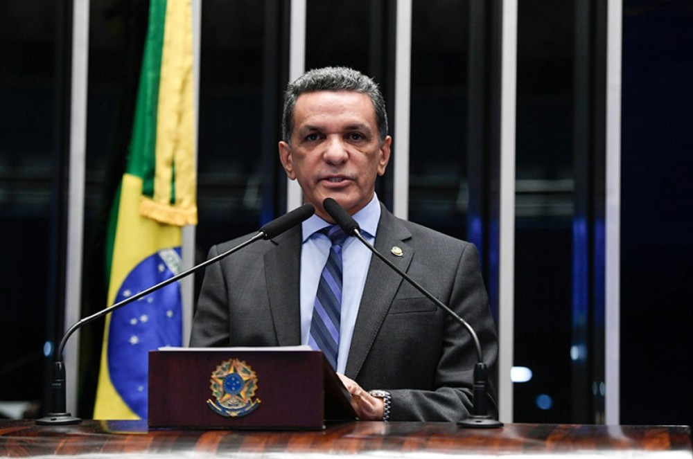 Direita é a favor da vida, diz Mecias de Jesus