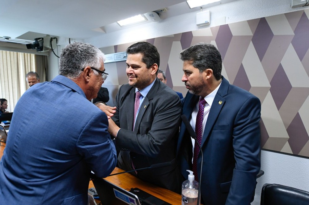 CCJ aprova consulta pública de predadores sexuais