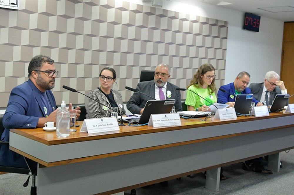 Debatedores defendem mais ação para prevenir acidentes e doenças do trabalho