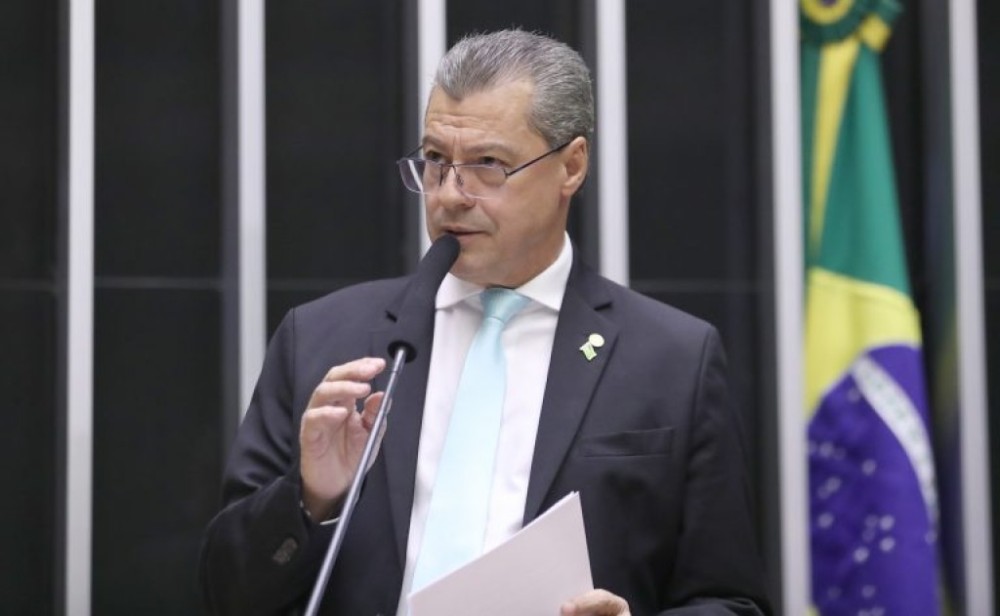 Projeto sobre trabalho de motoristas por aplicativo prevê remuneração por km rodado