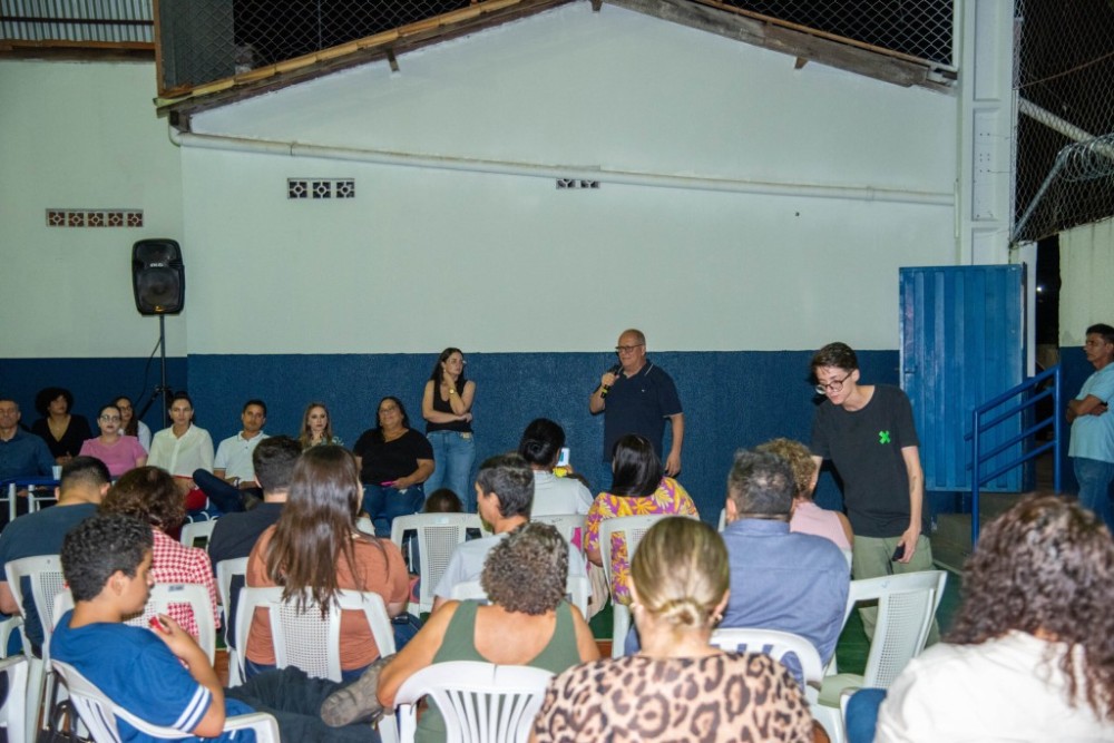 Em reunião com a comunidade prefeito anuncia melhorias para Vila Cardoso