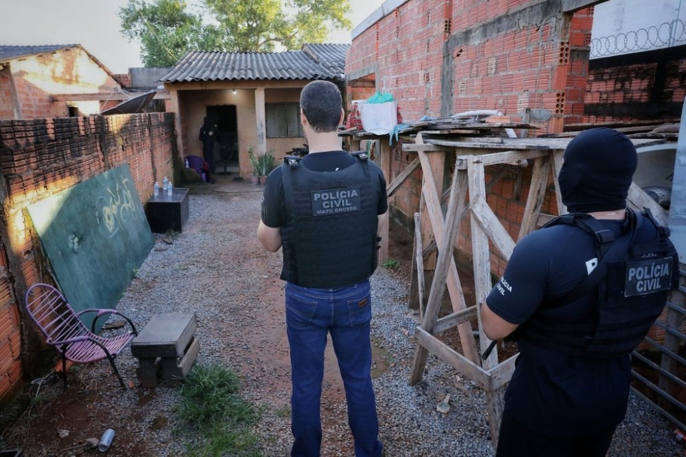 Operação tem foco no isolamento de líderes criminosos para evitar que continuem ordenando crimes 