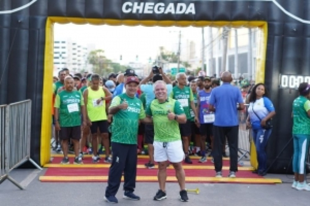 1ª Corrida de Rua Família Popular reúne milhares de atletas em Cuiabá